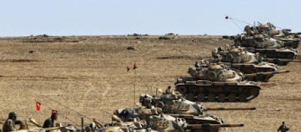 Turquía en combate contra 'EI', creará una muralla Turquía en combate contra 'EI', creará una muralla