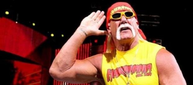 Hulk Hogan en acción en la WWE Hulk Hogan en acción en la WWE