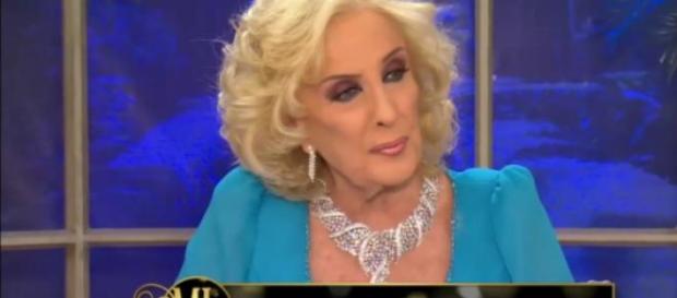 Mirtha contestandole a Any Ventura Mirtha contestandole a Any Ventura