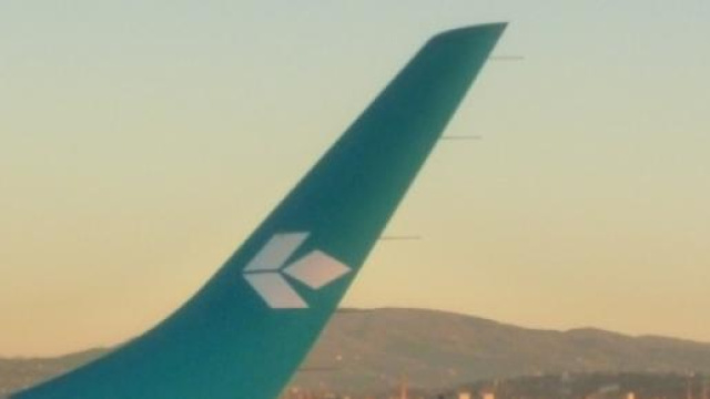 Aereo in atterraggio a Firenze