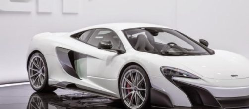 Nuova McLaren 675Lt versione 2015