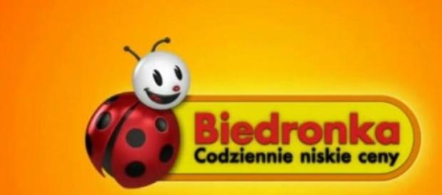 Biedronka zasłużona dla Polski? (print scrn YT) Biedronka zasłużona dla Polski? (print scrn YT)