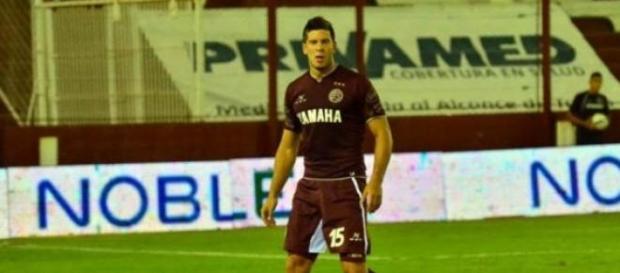 Diego Barisone con la camiseta del granate Diego Barisone con la camiseta del granate