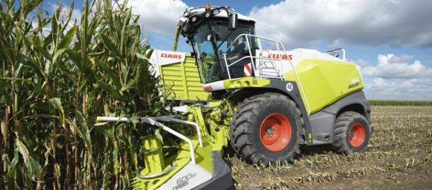Der Feldhäcksler Jaguar 860 von Claas hat 510 PS Der Feldhäcksler Jaguar 860 von Claas hat 510 PS