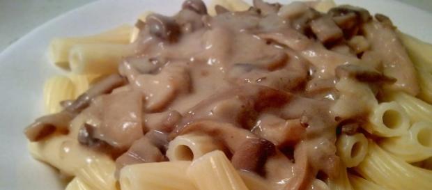 Imagen de pasta con salsa de setas Imagen de pasta con salsa de setas