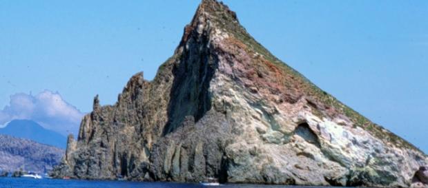 Un suggestivo scorcio delle isole Eolie Un suggestivo scorcio delle isole Eolie