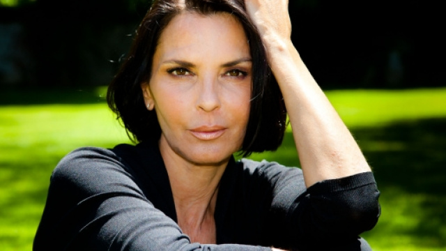 Marina Giordano aiuta Roberto Ferri