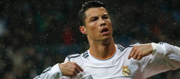 Cristiano Ronaldo está em terceiro na lista. Cristiano Ronaldo está em terceiro na lista.