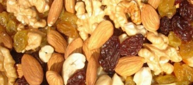 Los frutos secos son alimentos ricos en selenio Los frutos secos son alimentos ricos en selenio