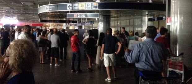 Blackout all'aeroporto di Fiumicino Blackout all'aeroporto di Fiumicino