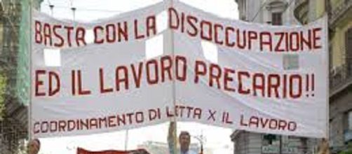 Disoccupazione Naspi 2015: polemiche contro l'Inps