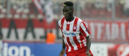 Il terzino dell'Olympiakos, Masuaku.