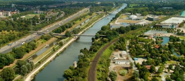 Oberhausen (NRW) aus der Luft. Oberhausen (NRW) aus der Luft.