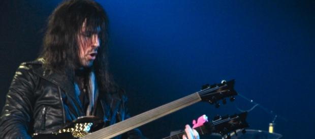 Se confirmó la partida de Ron 'Bumblefoot' Thal Se confirmó la partida de Ron 'Bumblefoot' Thal