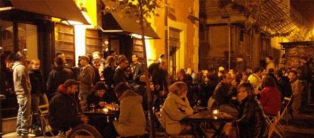 Un'immagine del Pigneto di sera Un'immagine del Pigneto di sera