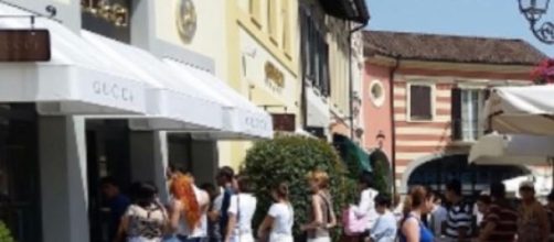 Prime code sotto il sole All'Outlet di Serravalle