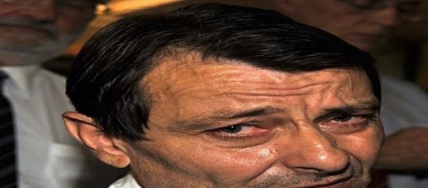 Cesare Battisti, il matrimonio sulla spiaggia Cesare Battisti, il matrimonio sulla spiaggia