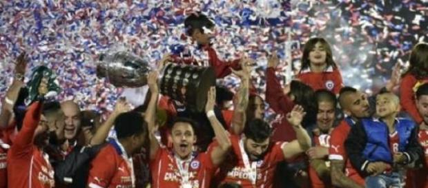 Le Chili remporte sa Copa America aux tirs au but Le Chili remporte sa Copa America aux tirs au but
