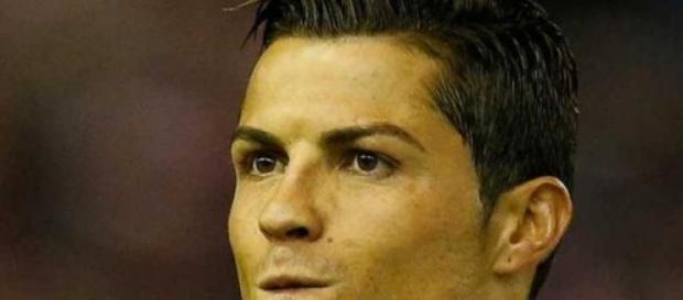 Ronaldo vai continuar no Real Madrid. Ronaldo vai continuar no Real Madrid.