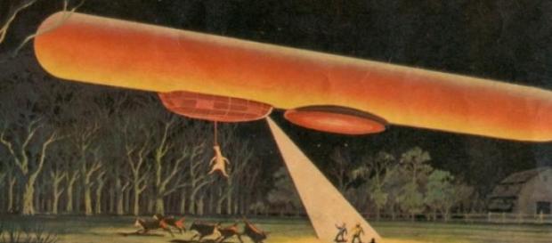 Sopra ipotetica interazione tra UFO e bestiame. Sopra ipotetica interazione tra UFO e bestiame.