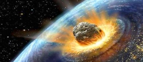 Asteroide che impatta la terra (ricostruzione)