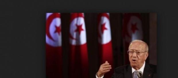 Il presidente della Tunisia Essebsi Il presidente della Tunisia Essebsi