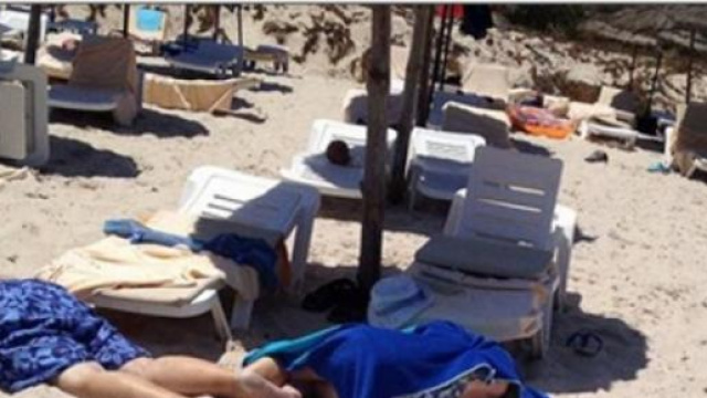 L'attacco terrorista nelle spiagge tunisine