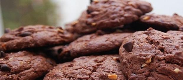 Biscotti al cioccolato e gli arachidi. Biscotti al cioccolato e gli arachidi.