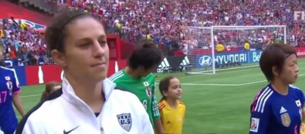 Entrada em campo das duas equipas Entrada em campo das duas equipas