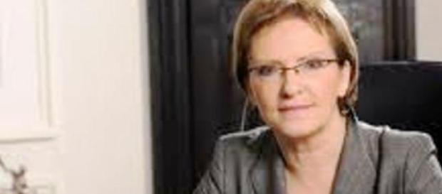 Premier Ewa Kopacz krytycznie o propozycjach PiS Premier Ewa Kopacz krytycznie o propozycjach PiS