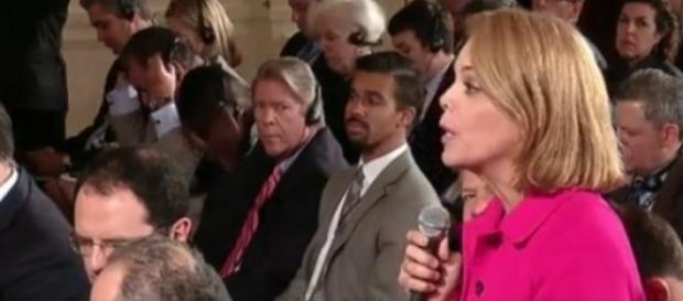 Repórter leva fora de Obama e é promovida Repórter leva fora de Obama e é promovida