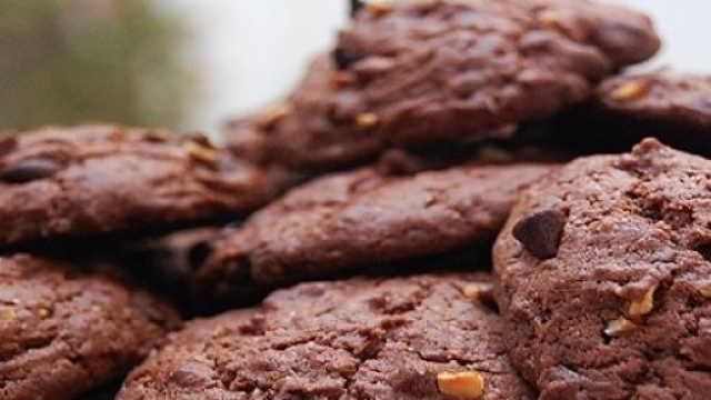 Biscotti al cioccolato e gli arachidi.