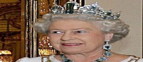 La regina Elisabetta ed il trasloco forzato