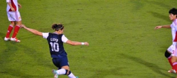 Carli Lloyd in action for the USA Carli Lloyd in action for the USA