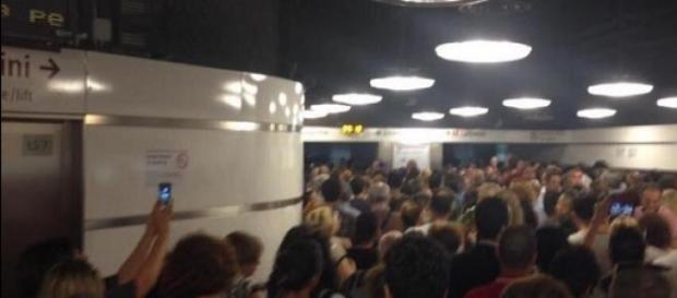 Caos nella Metro a Roma e sciopero del 10 luglio Caos nella Metro a Roma e sciopero del 10 luglio