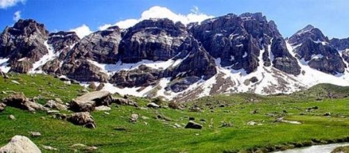 Almodovar impresionado por la belleza del Pirineo