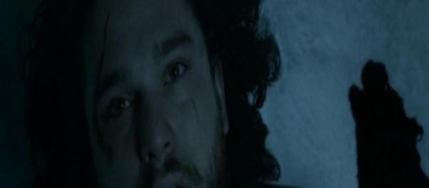Could that be the shape of a wolf in Snow's blood? Could that be the shape of a wolf in Snow's blood?