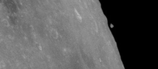Immagine NASA di un presunto ufo sulla Luna