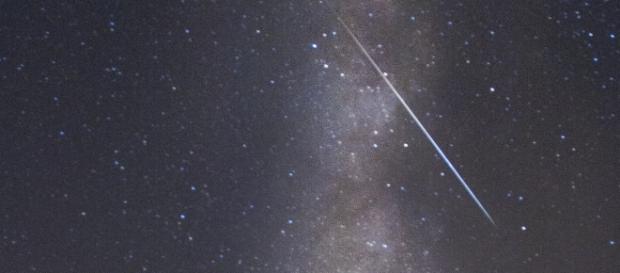 Esta chuva de estrelas é um fenómeno anual. Esta chuva de estrelas é um fenómeno anual.