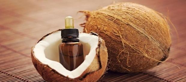 Óleo de coco na prevenção contra o câncer de cólon Óleo de coco na prevenção contra o câncer de cólon