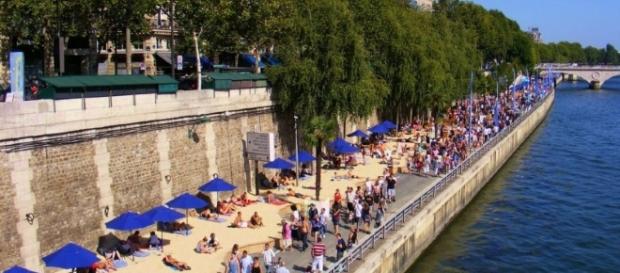 Paris - Plage , la Seine, Le marais Paris - Plage , la Seine, Le marais