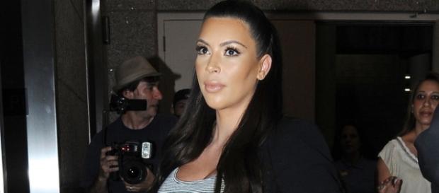 Kim Kardashian não se sente sexy. Kim Kardashian não se sente sexy.