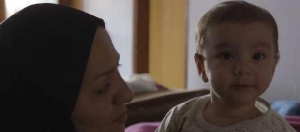 Victima inocentă a greşelilor făcute de adulţi Victima inocentă a greşelilor făcute de adulţi