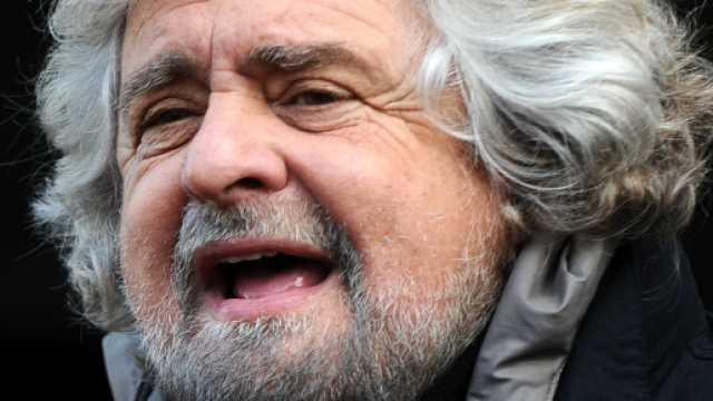 Grillo dal suo Blog denuncia il Parlamento.