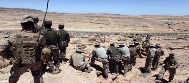 Des marines américains à des exercices militaires Des marines américains à des exercices militaires