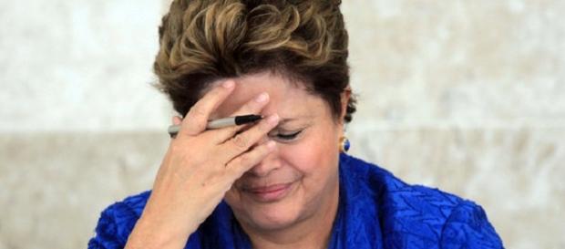 Dilma tem mais 15 dias para se explicar para o TCU Dilma tem mais 15 dias para se explicar para o TCU