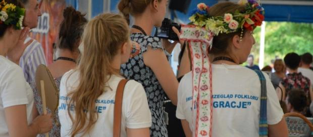 Obsługa festiwalu wśród publiczności Obsługa festiwalu wśród publiczności