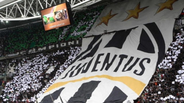 I tifosi della Juventus nella curva dello Stadium