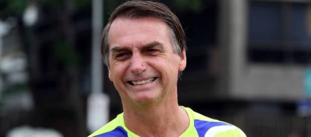 Deputado Jair Bolsonaro em protestos contra Dilma Deputado Jair Bolsonaro em protestos contra Dilma