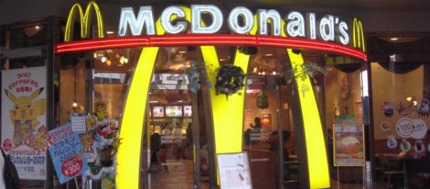 Aveva cane guida: non vedente cacciata da fastfood Aveva cane guida: non vedente cacciata da fastfood